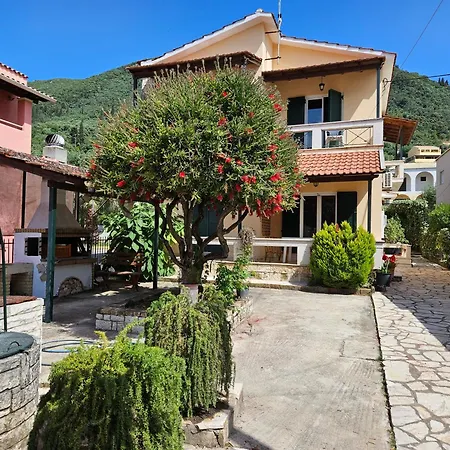 Apartment Lora & With Balcony In Corfu *