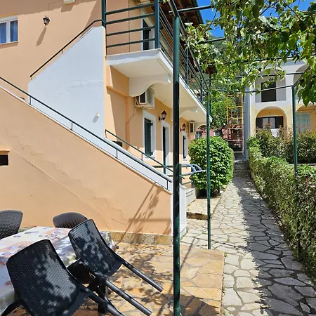Lora Apartament Ýpsos