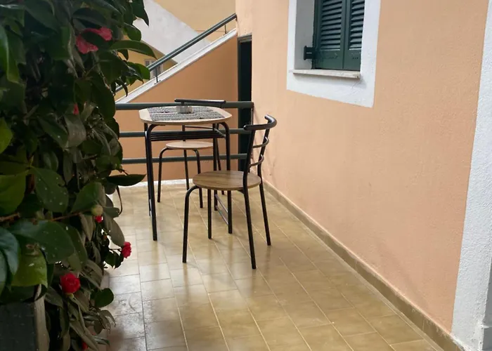 Appartamento Lora & With Balcony In Corfu *
