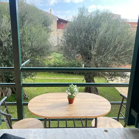 Apartman Lora & With Balcony In Corfu